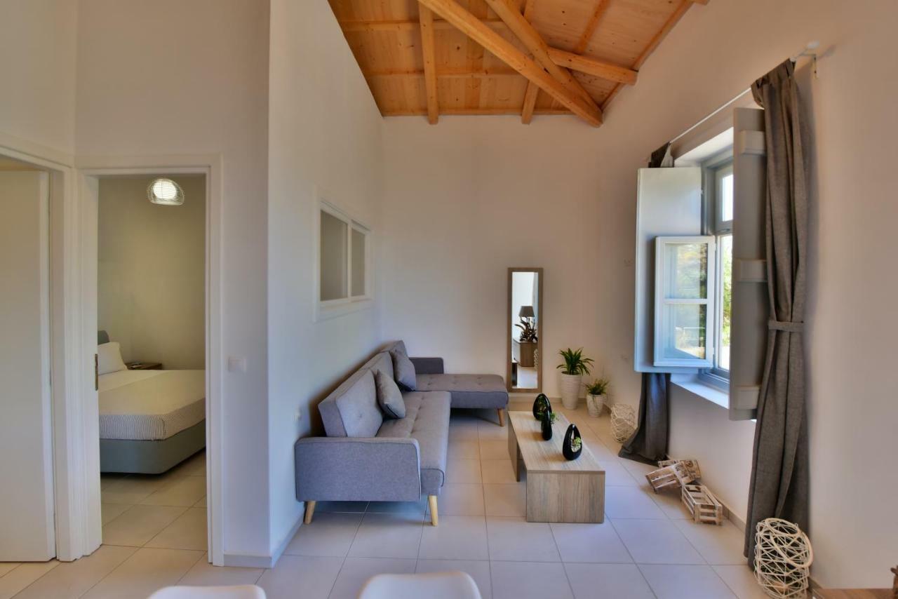 Appartement Douskos Beach House à Hydra  Extérieur photo