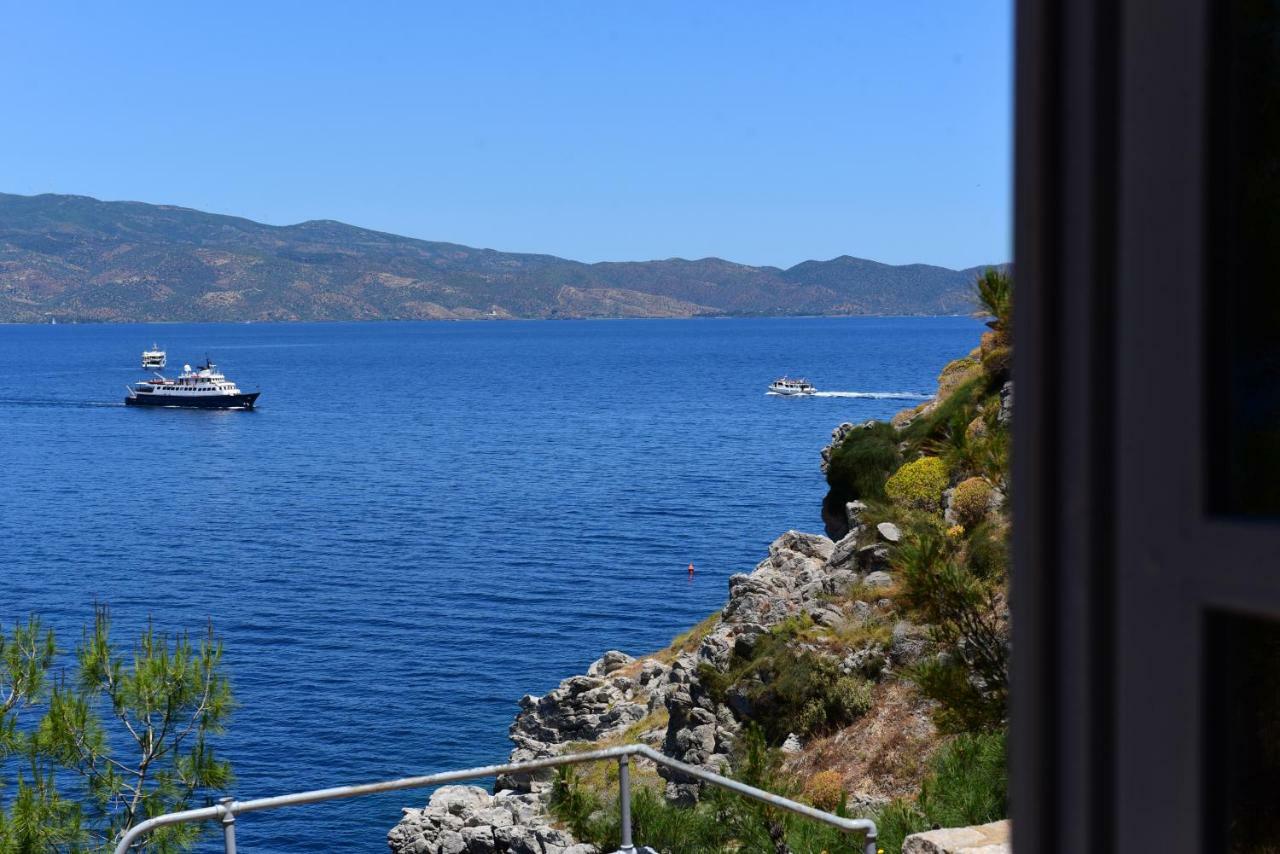 Appartement Douskos Beach House à Hydra  Extérieur photo